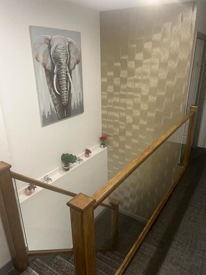Hotel Rooms Manchester Bagian luar foto